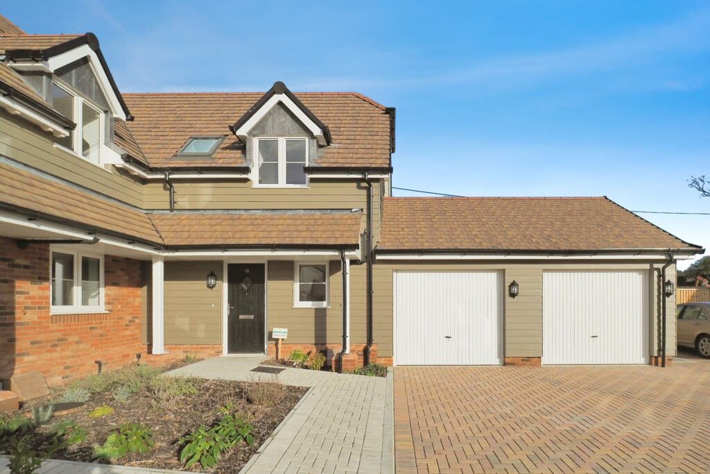 Plot 214, Potters Wood