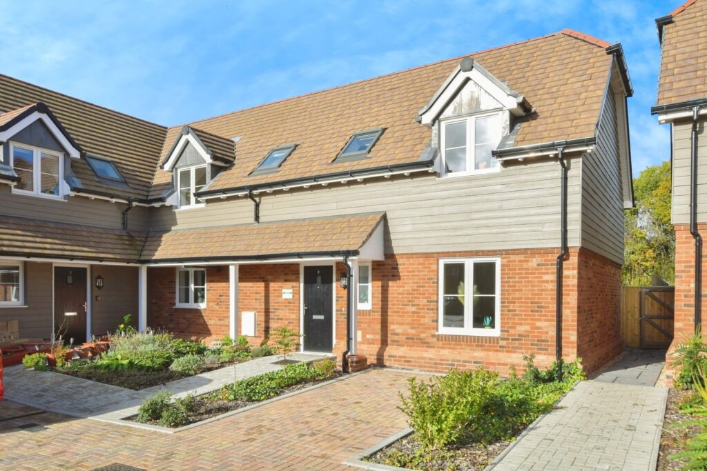 Plot 212, Potters Wood